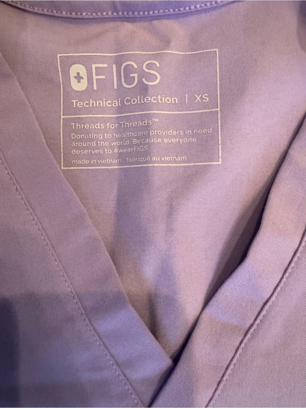 FIGS Women’s Scrub Set - Lavender Dew - XS - EUC (Casma Top & Zamora Joggers) - Picture 6 of 8